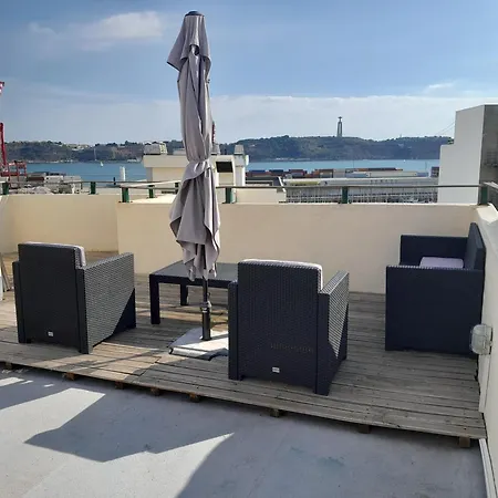 Sobre O Rio Apartment Lissabon