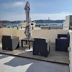 Sobre O Rio Apartament Lizbona