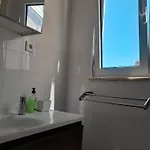 Sobre O Rio Apartment *